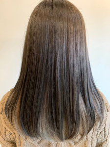 西葛西にある美容室「トゥーヘア（too hair ）」のヘアスタイル「髪質改善縮毛矯正【西葛西】」